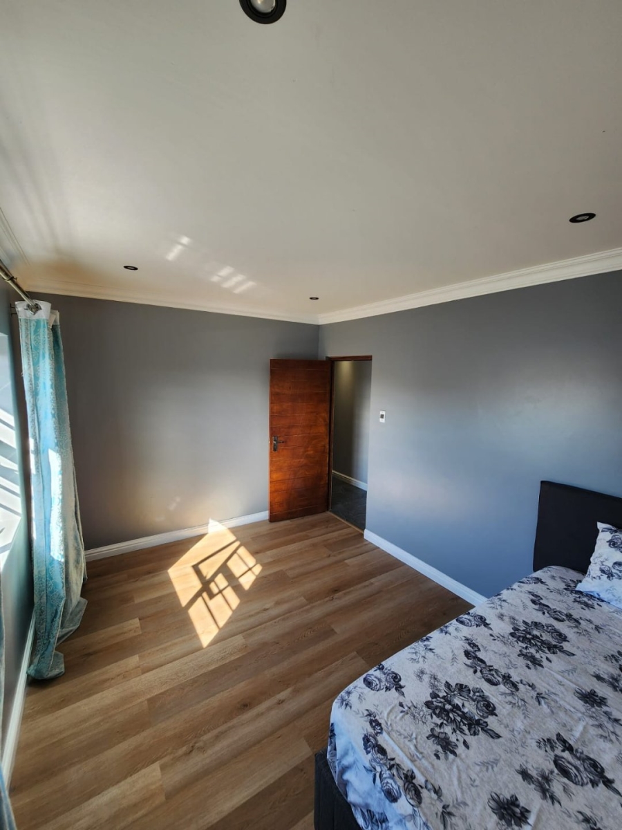 5 Bedroom Property for Sale in Malabar Eastern Cape